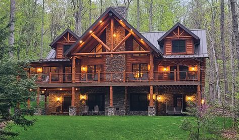 Log Homes & Cabins, Floor Plans & Packages | Hochstetler Log Homes 5 Bedroom Log Cabin Floor Plans, Log Cabin Homes Plans, Baguio House, Log Cabin Lake House, Cabins Floor Plans, Cabin Home Ideas, Lakehouse Design, Log Cabin House Plans, Western Room Ideas