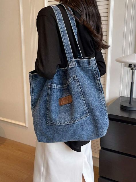 Denim Tote Bags Diy, Jean Tote Bag Diy, Flat Bottom Tote Bag Pattern, Jeans Tote Bag Diy, Jeans Bags Ideas, Jean Tote Bag, Denim Patchwork Bag, Jeans Tote Bag, Artisanats Denim