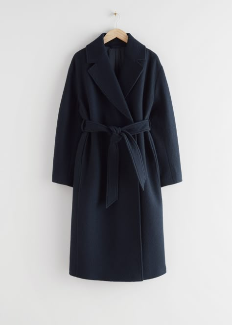 Belted Wool Coat, Navy Wool Coat, Ultimate Capsule Wardrobe, Oversized Wool Coat, Crinkle Top, Navy Coat, Wool Coat Women, French Women, Belted Coat