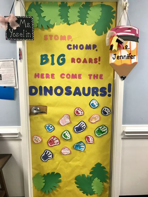 Classroom Door Ideas Dinosaurs, Dinosaur Preschool Bulletin Board, Dinosaur Preschool Decorations, Dinosaur Theme Bulletin Board, Dinosaur Daycare Theme, Classroom Dinosaur Theme, Dinosaur Hallway Decorations, Dinosaur Theme Preschool Bulletin Boards, Dinosaur Classroom Ideas