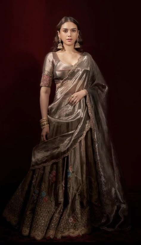 Heavy Lehenga, Aditi Rao Hydari, Aditi Rao, Trendy Outfits Indian, Wedding Lehenga Designs, Traditional Indian Dress, Pakistani Wedding Outfits, Tissue Saree, Clothes Korean Style