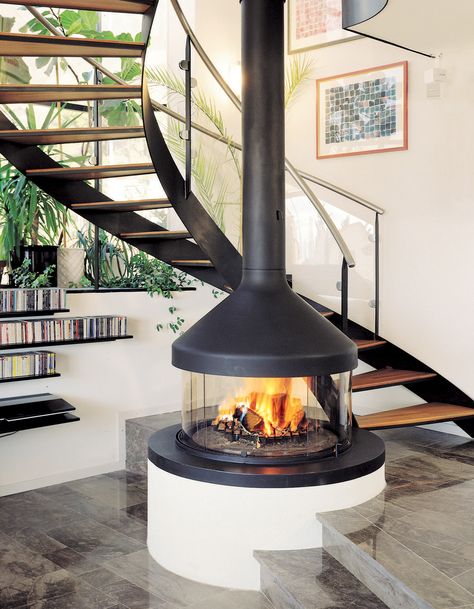 Meijifocus by Focus Fires gives you 360 degrees to view your modern wood fireplace. Designed and built in France: Click to find a local dealer today! Focus Fireplaces, Design Camino, Contemporary Fireplace Designs, Suspended Fireplace, Standing Fireplace, Hanging Fireplace, Floating Fireplace, Freestanding Fireplace, European Home