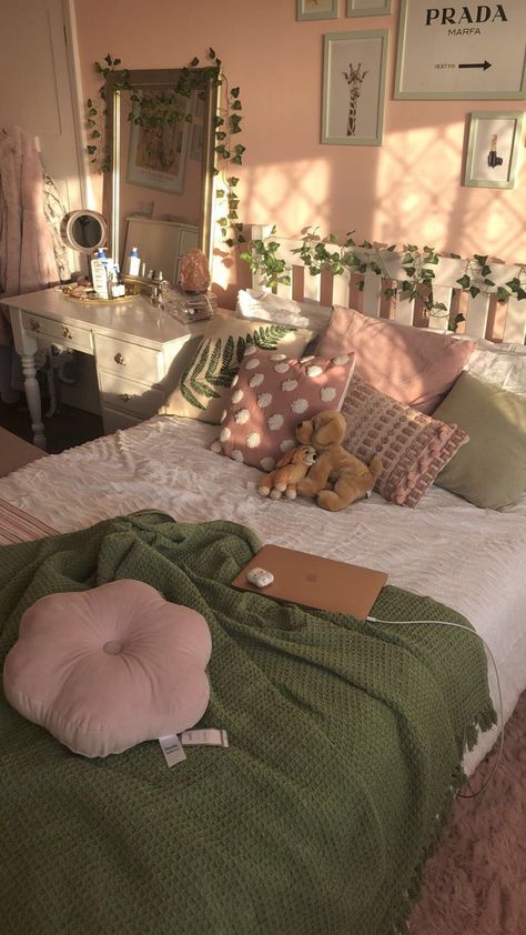 cozy dorm room ideas boho cozy dorm room ideas boho  rustic bohemian cozy dorm room ideas boho cozy dorm room ideas minimalist boho vintage cozy dorm room ideas boho Room Inspo For Medium Sized Room, Bedroom Inspirations Dorm, Rustic Cottagecore Bedroom, Crocette Aesthetic Room, Room Ideas Nature Theme, Box Room Aesthetic, Cozy Cottagecore Bedroom Aesthetic, Bed In Closet Aesthetic Room, Vintage Dorm Room Ideas Minimalist