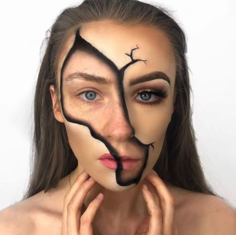 3d Eye Makeup, Illusion Makeup Looks, Trippy Makeup, Scary Halloween Makeup Looks, Halloween Makeup Ideas For Women, Clown Makeup Ideas, Crazy Make Up, Makeup Ideas For Halloween, Scary Halloween Makeup