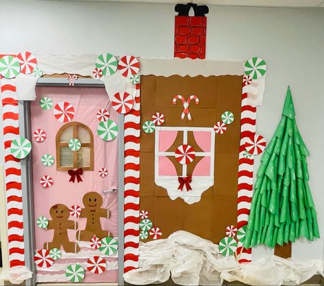 Gingerbread Theme Door Decoration, Christmas Door Candyland, Gingerbread House School Door Decorations, Ginger Bread Door Decor, Door Decorations Classroom Christmas Fun, Ginger Bread Man Door Decoration, Pink Gingerbread House Classroom Door, Gingerbread House Teacher Door, Gingerbread Man Door Decorations Classroom