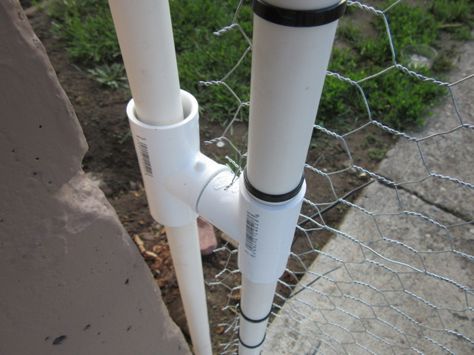 On the other side where there was no fence I put in a PVC pipe gate to access the rest of the backyard and garage.     The hinge I just used... Pvc Gate Diy, Unique Fence Ideas, Pvc Gate, Pvc Pipe Ideas, Diy Backyard Fence, Pvc Furniture, Pvc Fence, Cat Fence, Pvc Pipe Crafts