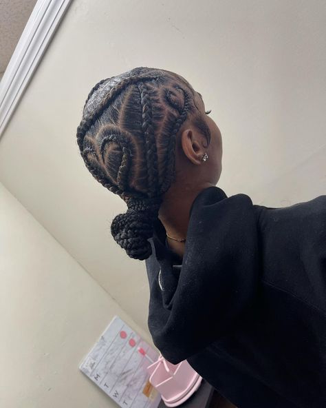 Feed In Braids Cornrows, Braided Hairstyles For Black Women Cornrows, Feed In Braids Hairstyles, Girl Braided Hairstyles, Feed In Braids, Braids Twist, Cute Braided Hairstyles, Box Braids Hairstyles For Black Women, Braided Cornrow Hairstyles