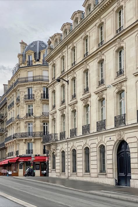 quai anatole france in paris Europe Sightseeing, Neoclassical Home, Paris Buildings, Paris Rooftops, Parisian Architecture, Apartment Exterior, Croissant Recipe, Paris Architecture, Building Photography