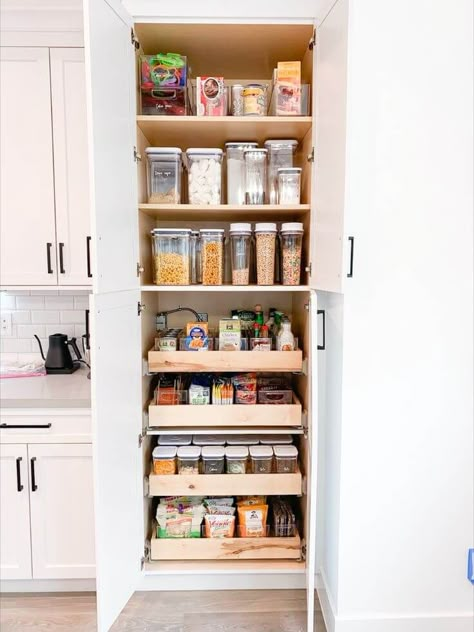 Open Pantry Ideas, Storage Ideas For Small Rooms, Pantry Cupboard Designs, Small Pantry Organization Ideas, Small Pantry Closet, Home Storage Ideas, Diy Storage Ideas, Pantry Closet Design, Small Kitchen Pantry