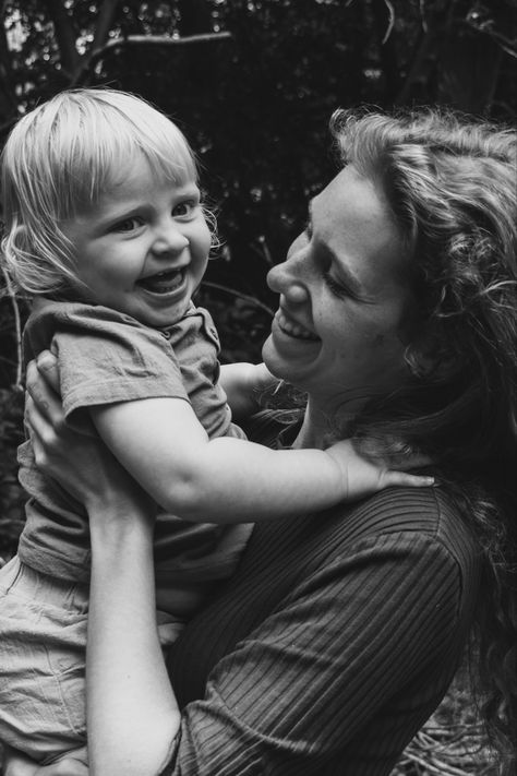 Mother and child. Photo in nature by @rikkeviboud #motherhood #mothernature #hashtagmor Mother Photos, Child Photo, Ab Challenge, Mom Pictures, Mother Art, Old Images, Photo Essay, Film Stills, Kids Pictures