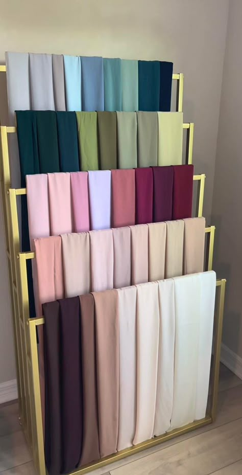 Hijabi Lifestyle, Hijab Colors, Store Shelves Design, Color Knowledge, Simple Hijab Tutorial, Stile Hijab, Simple Hijab, Hijab Collection, Color Combinations For Clothes