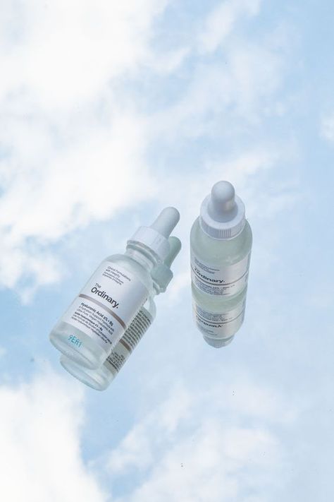 Clouds Product Photography, Photography For Products, Makeup Products Photoshoot Ideas, Beauty Products Photoshoot, Beauty Product Aesthetic, Cloud Product Photography, Sky Product Photography, Makeup Products Photoshoot, Make Up Aesthetic Beauty Products