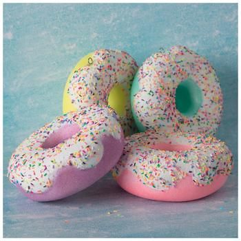 Dimensions: 6.25" H x 6.25" W x 2.44" D Material: Foam & Plastic Color: Pink, Purple, Yellow & White Quantity: 4 Keep it colorful when you decorate your tree with these Donuts With Colorful Sprinkles Ornaments! Each ornament has a colorful foam body that has a white icing-like coating topped with vibrant sprinkles. All the pieces are covered in glitter to give it that perfect confectionary look. Hang these pieces on your tree for a sweet display! Candyland Theme Christmas Decorations, Candyland Diy, Sprinkle Ornaments, Felt Donut Ornament, Fake Candy Decorations Diy, Fake Candy Decorations, Christmas Tree Decorations Diy Ornaments, Sprinkles Ornaments, Pastel Christmas Decor