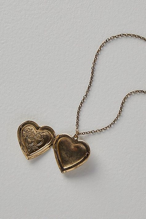 A super sweet gift or an accessory unique to you, this darling monogram necklace features a heart locket pendant with an initial engraving. **Features:** Dainty chain, heart locket pendant, hinge opening mechanism, monogram initial engraving, clasp closure **Why We | Monogram Necklace by Free People in Gold Birthday Gifts Sentimental, Cute Homemade Boyfriend Gifts, Things To Buy For Your Best Friend, Heart Locket Necklace Gold, Jewelry With Initials, Meaningful Goodbye Gifts, Good Heart Necklace, Handmade Unique Jewelry, Heart Locket Necklace Picture