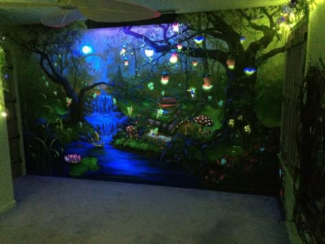 Enchanted forest bedroom mural under the blacklight - At night, under the black lights, the fairies come out to dance!  #HannonArtWorks Enchanted Forest Theme Party, Enchanted Forest Bedroom, Enchanted Forest Birthday Party, Forest Ideas, Enchanted Forest Birthday, Forest Bedroom, Enchanted Forest Party, Forest Room, Enchanted Forest Theme