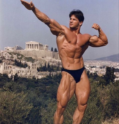 Greek Physique, Bodybuilding Poses, Bodybuilding Aesthetic, Vintage Muscle Men, Greek Men, Dream Physique, Muscle Builder, Best Physique, Muscular Man