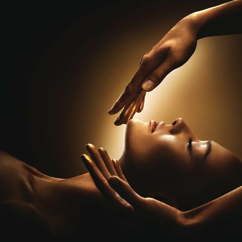 Massage Images, Spa Massage Room, Full Body Massage Techniques, Image Zen, Facial Images, Spa Images, Facial Room, Body Massage Spa, Massage Pictures