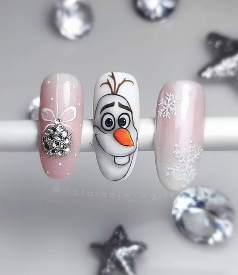 Olaf Nails, Frozen Nails, Snowman Nails, Nail Art Noel, Christmas Nail Art Ideas, Xmas Nail Art, Holiday Nail Designs, January Nails, Christmas Gel Nails