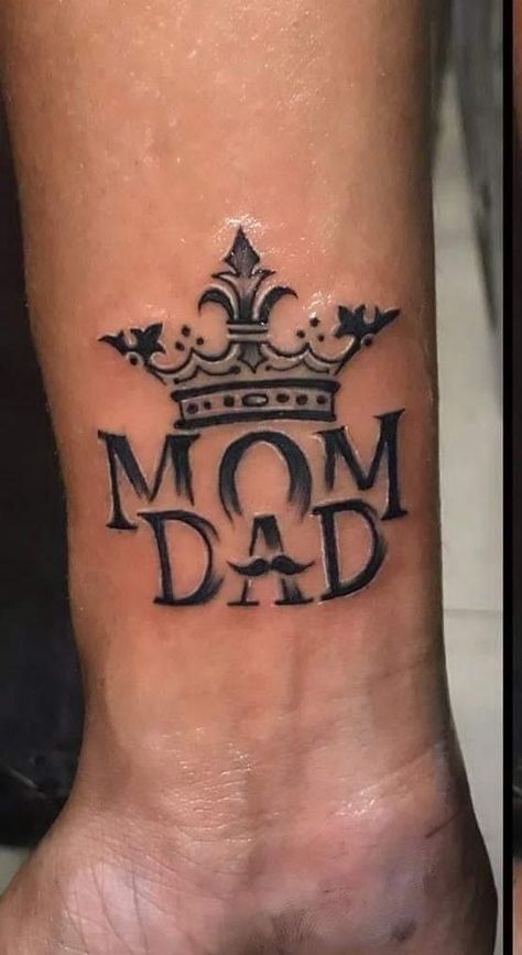 Tato Family, Tato Simple, Name Tattoos For Men, Forearm Word Tattoo, Tato Nama, Couple Wrist Tattoos, Fate Tattoo, Rip Tattoos For Mom, Tato Maori