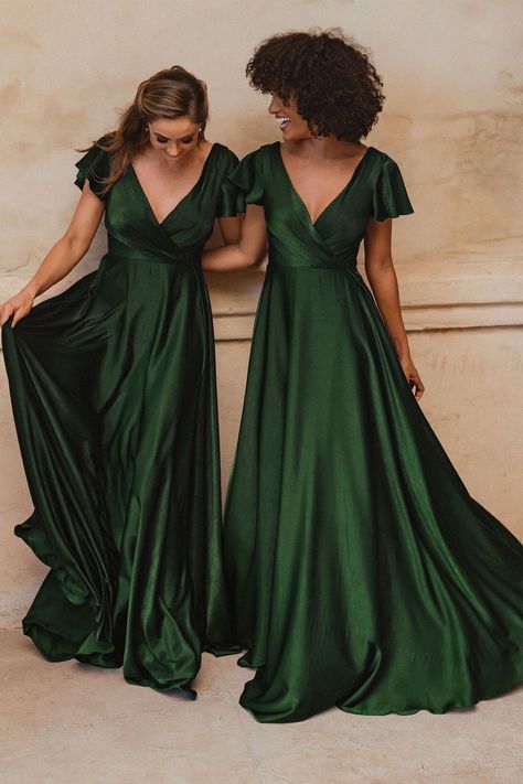 Green Western Bridesmaid Dresses, Bridesmaid Dresses Emerald Green Modest, Bridesmades Dresses Different, Emerald Green Bridesmaid Dresses Modest, Satin Emerald Green Bridesmaid Dresses, Emerald Green And Gold Bridesmaid Dress, Like Green Dress, Bridesmaid Dresses Green Emeralds, Emerald Green Bridesmaid Dresses Satin