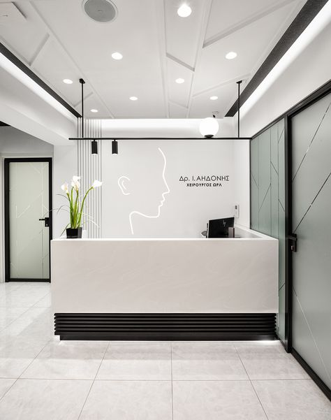 Otolaryngology & Dental Clinic on Behance Small Dental Clinic Interior Design, Airbnb Studio, Dental Design Interior, Medical Clinic Design, Apartment Behance, Doctor Office Design, Dentist Office Design, Waiting Room Design, Healthcare Interior Design