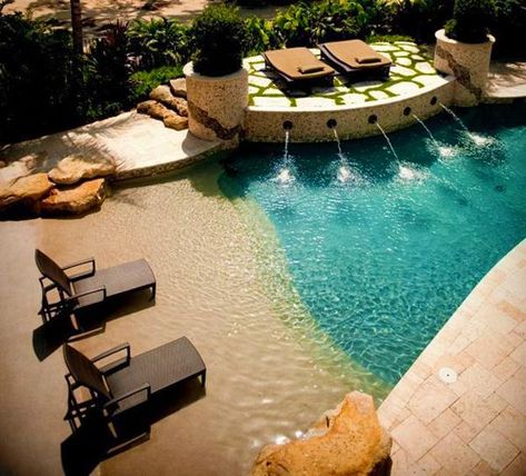 Beach Style Pool Designs Creating a Lake Effect in Modern Yards Amazing Backyards, Gravel Backyard, Pool House Decor, Amazing Swimming Pools, Beach Entry Pool, Swimming Pool Landscaping, Backyard Beach, Pea Gravel, Backyard Pool Landscaping