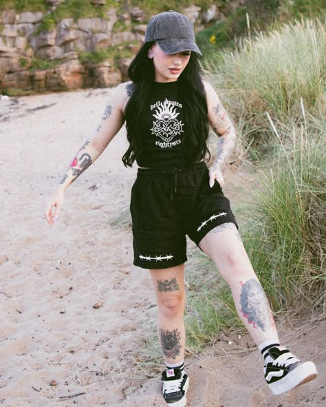 HELL AWAITS ⚔️ We are still overwhelmed by how well received this set has been over the summer! For those waiting on a women’s shorts restock, fear not! We have some newness dropping very soon & we can’t wait to see you all style it 🫶🏻 Goth Camping Outfit, Dark Outfits Summer, Goth Shorts Outfits, Adult Summer Outfits, Grunge Shorts Outfit, Soft Goth Style, Summer Grunge Outfits 90s Style, Emo Summer Outfits, Outfits 90s Style