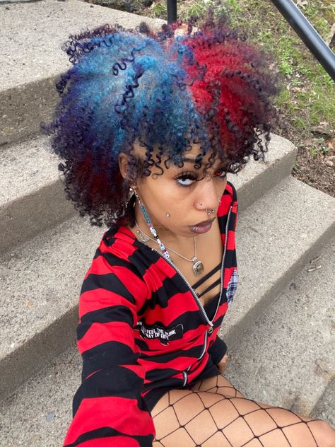 Checkered Dyed Hair, Checkered Hair Dye, Colorful Afro Hair, Natural Hairstyles For Black People 4c, Queer Black Hairstyles, Hair Dye Ideas 4c Hair, Curly Racoon Hair, Afro Alternative Hair, Natural Alt Hairstyles