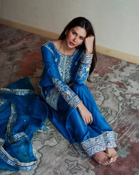 Sonam Bajwa, Sheer Dupatta, Indian Dress Up, Desi Fits, Traditional Indian Dress, Long Kurti Designs, Suit Collection, Pakistani Fashion Casual, Stylish Suit