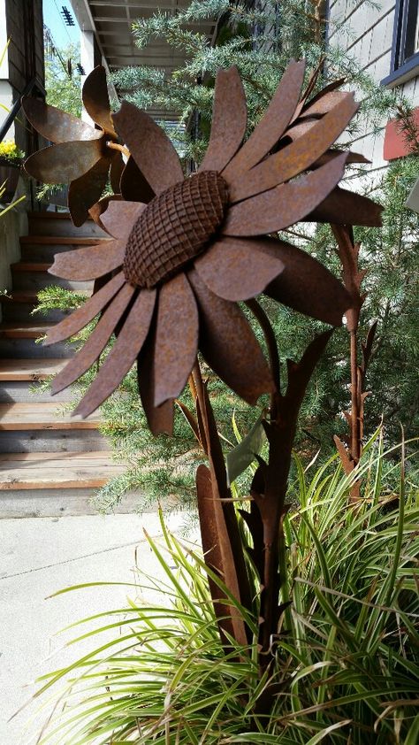 Rusty Garden, Metal Sculptures Garden, Art Design Ideas, Welding Art Projects, Metal Tree Wall Art, Metal Yard Art, Metal Garden Art, Design Garden, Metal Tree