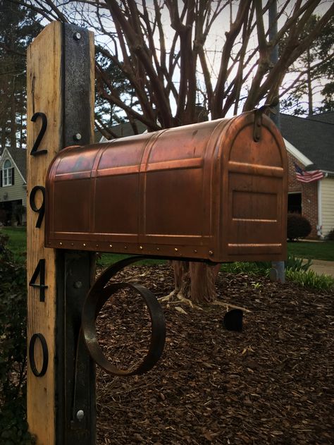 Custom, rustic oak, Corten steel and copper mailbox Copper Mailbox Ideas, Copper Mailbox, Rustic Mailboxes, Cool Mailboxes, Mailbox Makeover, Mailbox Posts, Mailbox Landscaping, Mulch Landscaping, Copper Tub