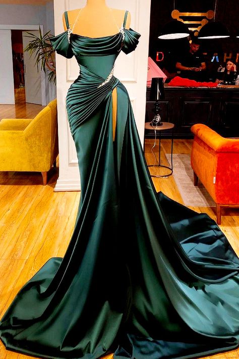 Green Evening Dress Long, Evening Dress Long, Green Evening Dress, Green Mermaid, Prom Dress Inspiration, Long Prom Dresses, فستان سهرة, Dresses Elegant, Glam Dresses