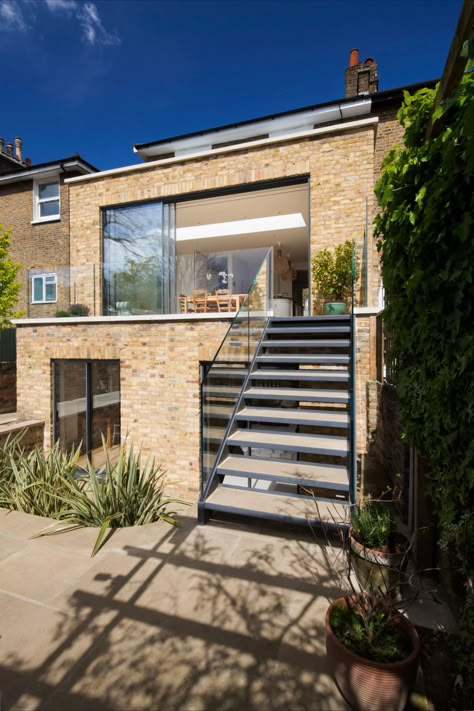 Townhouse Basement Remodel, Lower Ground Floor Extension, 2 Storey Rear Extension, Brick Extension Architecture, 2 Storey Extension Ideas, Remodel Townhouse, Double Storey Extension, Two Storey Extension, Contemporary Traditional Home