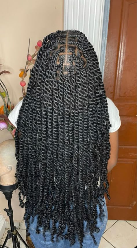 Marley Twists On Natural Hair, Twists With Fake Hair, Braids Twist For Black Women, Passion Twists With Curls At The End, Twist Braids Black Women, Black Girls Hairstyles Twist, Passiontwist Hair, Braided Twist Hairstyles For Black Women, Hair Twist Styles Black Women