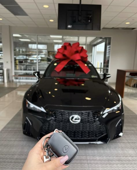 Lexus Is350 F Sport, Lexus Sports Car, Black Bmw Wallpapers, Bmw Couple, Bmw Rr1000, Bmw Nails, M8 Bmw, Lexus Sport, Dream Cars Lexus