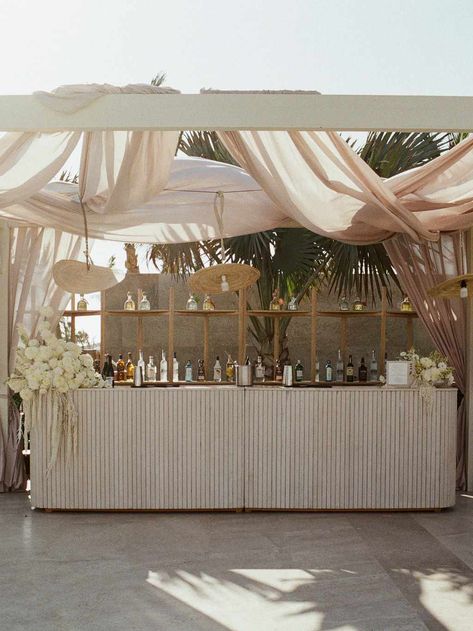 50 Beach Wedding Ideas Perfect for Any Coastal Celebration Beach Wedding Bar Ideas, Beach Wedding Exit Ideas, Beach Wedding Green Color Palettes, Backyard Beach Wedding Ideas, Beach Rooftop Wedding, Beach Wedding Evening, Cabo Wedding Decor, Beach Wedding Welcome Party, Beach Wedding Aesthetic Decor