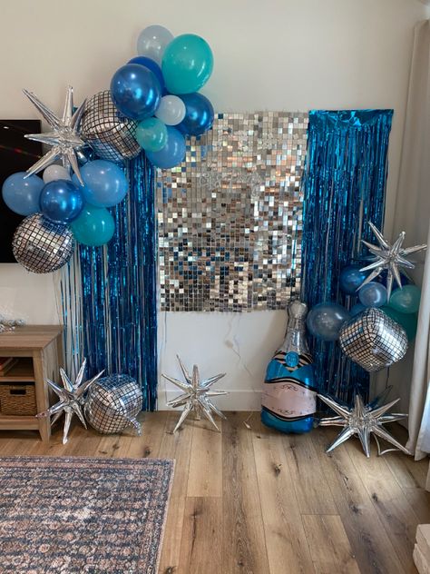 Easy DIY bach party photo wall. #bachelorettepartyideas #bachelorette #bachelorettepartythemes Blue And Gold Bachelorette Party, Aquamarine Bachelorette Party, Bachelorette Photo Wall, Blue Bachelorette, Bachelorette Party Photo, Gold Bachelorette Party, Lingerie Party, Bachelorette Trip, Bachelorette Party Themes