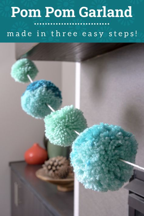 Make A Banner, Yarns Ornaments, How To Make Tassels, Pom Pom Wreath, Diy Pom Pom, How To Make A Pom Pom, Pom Pom Maker, Pom Garland, Sock Crafts