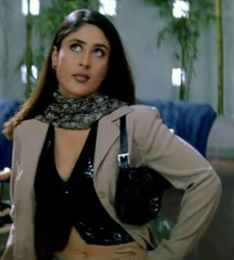 Bollywood Female Character Outfits, Early 2000s Bollywood Fashion, Poo From K3g Outfits, Retro Dress Outfits 90s, Poo K3g Outfits, Bollywood Iconic Looks, Famous Bollywood Movie Outfits, Iconic Bollywood Looks, Bollywood Looks To Recreate