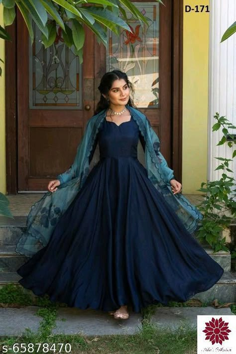 Dress With Dupatta, Gown Dress Party Wear, Dress Designs For Stitching, Simple Frock, Designer Anarkali Dresses, Simple Frock Design, Stylish Kurtis, Stylish Kurtis Design, Kurtis Design