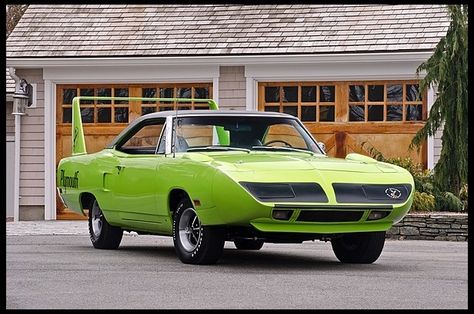 1-1970 Plymouth Superbird 440 Plymouth Superbird, Dodge Daytona, Matching Numbers, Rear End, Nuts And Bolts, Mecum Auction, Bucket Seats, Cars And Bikes, Plymouth