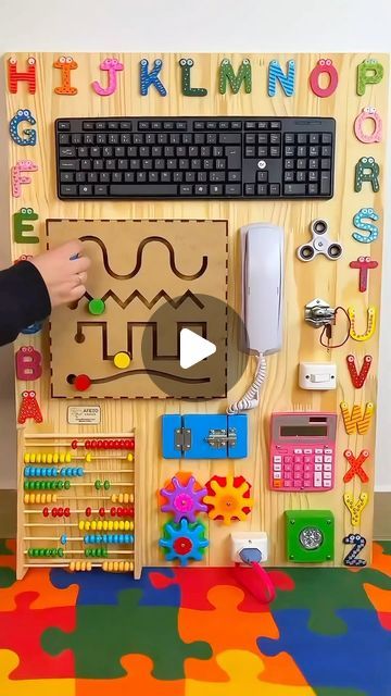 Kimari on Instagram: "My DIY busy board #busyboard #diy #toddlers #babygiftideas" Busy Boards For Toddlers Diy, Diy Activity Board, Sensory Boards For Toddlers, Baby Toy Ideas, Childrens Toy Boxes, Diy Busy Board, Diy Sensory Board, Wooden Toys Diy, German Bread