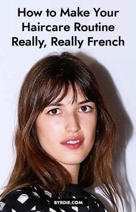 Medium Length French Hair, Long Hair French Style, French Hairstyles For Women Over 50, French Hair Styling, Chic French Hair, French Hairstyles 2023, French Chic Hairstyle, How To Look French, French Hair Long