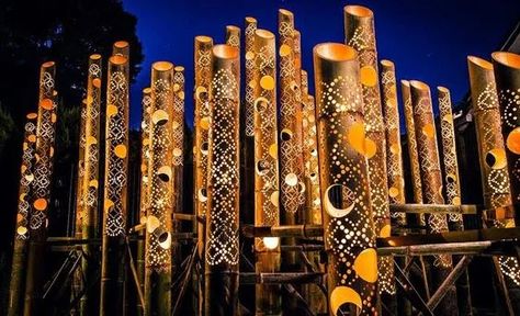 Diy Bamboo Projects, Bamboo Garden Fences, Bamboo Projects, Small Flowering Plants, Diy Bamboo, Bamboo Diy, Bamboo Planter, Bamboo Wind Chimes, Led Landscape Lighting