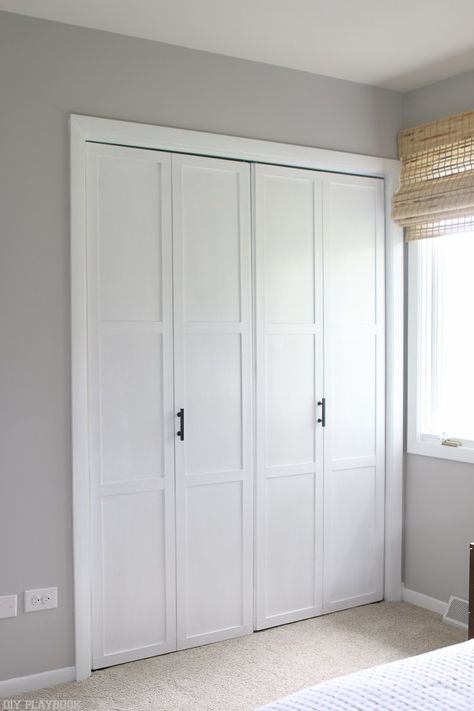 Have old bifold closet doors in your home? Upgrade them with this simple DIY tutorial. We added trim, paint, and sleek black handles for a new upgraded look on a budget! Bifold Metal Doors, Closet Shutter Doors Ideas, Old Closet Doors, Bifold Doors Makeover, Folding Closet Doors, Pintu Interior, Bedroom Closet Doors, Closet Door Makeover, Bifold Closet Doors