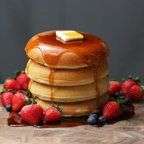 Hot Cakes Receta, Hotcakes Recipe, Fluffy Pancake Recipe, Pancake Recipe Easy, Perfect Pancakes, Ultimate Breakfast, Hot Cakes, India Food, Fluffy Pancakes