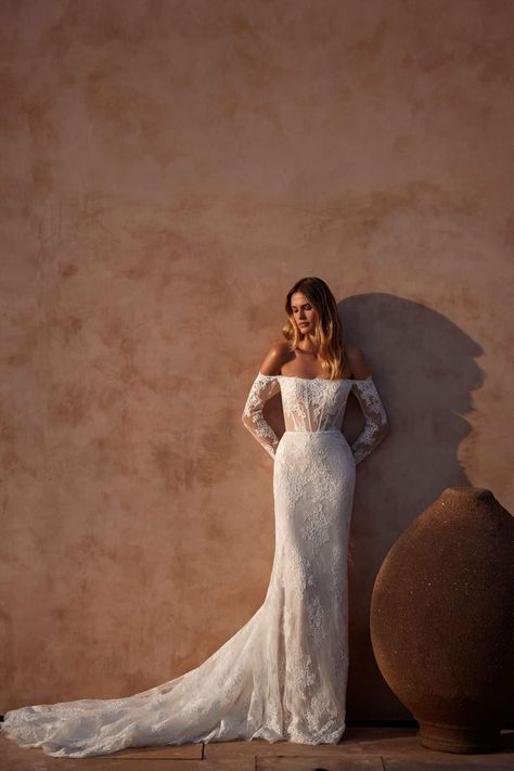 Milla Nova | Clemence Wedding Dress | Bridal Reflections Chantilly Wedding Dress, Wedding Dress Milla Nova, Milla Nova Wedding Dress, Chantilly Dress, Milla Nova Wedding Dresses, Weddding Dress, Bridal Reflections, Mermaid Wedding Gown, Milla Nova