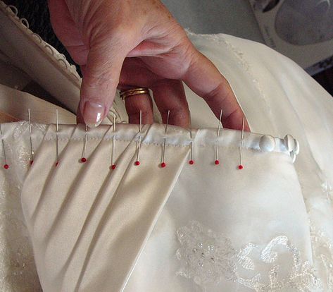 Altering wedding dresses Wedding Dress Bodice, Lace Dress Pattern, Dress Construction, Upcycled Wedding, Wedding Dress Diy, Wedding Dress Sewing, Bridal Alterations, Plain Wedding Dress, Wedding Dress Alterations