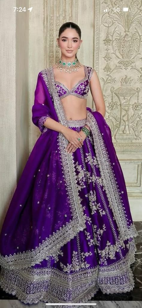 Animated Movie Characters, Isha Ambani, Lehenga Dress, Latest Bridal Lehenga, Indian Wedding Outfit, Lehenga Designs Simple, Indian Bride Outfits, Traditional Indian Dress, Saree Designs Party Wear