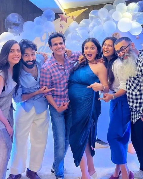 Mom-to-be, Drashti Dhami melted our hearts with the glimpses of her lunar-themed baby shower bash. The actress' maternity fashion was top-notch from her dress to her nail art. #drasthidhami #drashtidhami #drashtidhamiqueen #mommytobe #pregnancyglow #pregnant #pregnancy #babyshower #tvactress #televisionactress Baby Shower Dress For Mom, Dresses For Baby Shower, Dress For Mom, Maternity Dresses For Baby Shower, Drashti Dhami, Baby Shower Dress, Baby Shower Dresses, Maternity Fashion, Baby Shower Themes